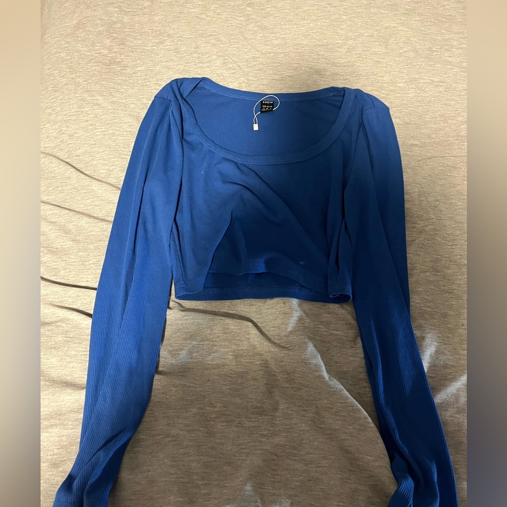 BLUE LLNG SLEEVE CROP TOP FROM SHEIN